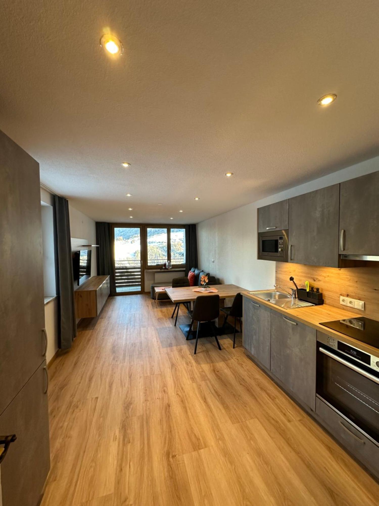 Appartements Dobler - S'Zischgn Arzl im Pitztal Exterior foto
